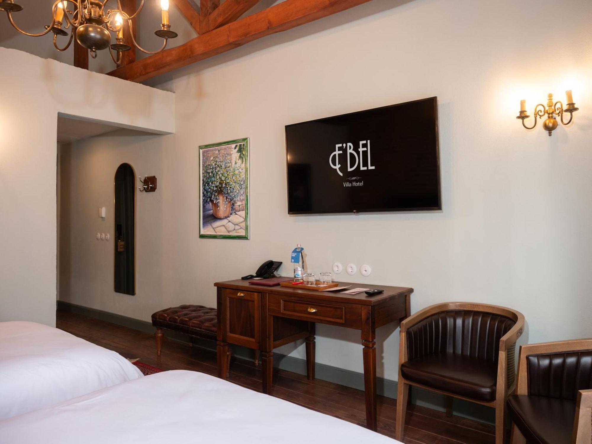Vila Ebel Hotel Pool & Spa Korce Eksteriør billede