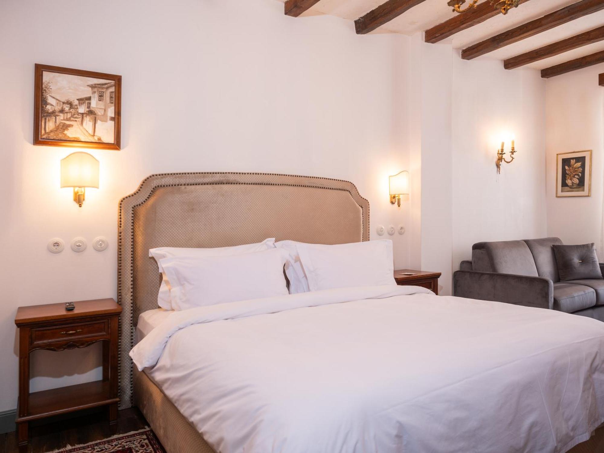 Vila Ebel Hotel Pool & Spa Korce Eksteriør billede
