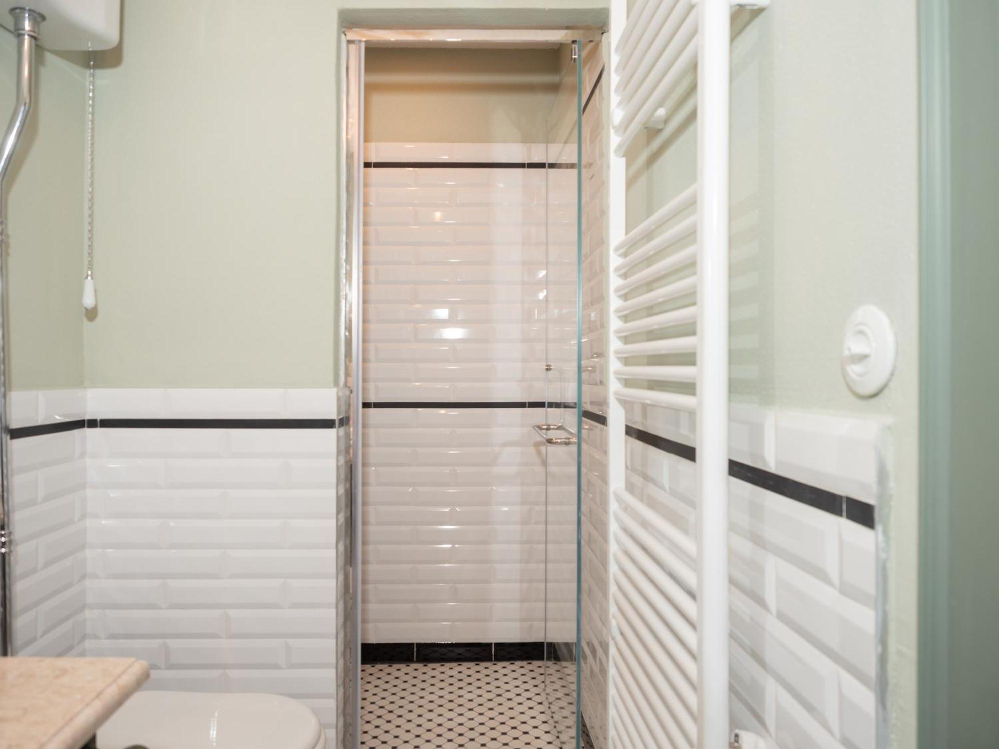 Vila Ebel Hotel Pool & Spa Korce Eksteriør billede