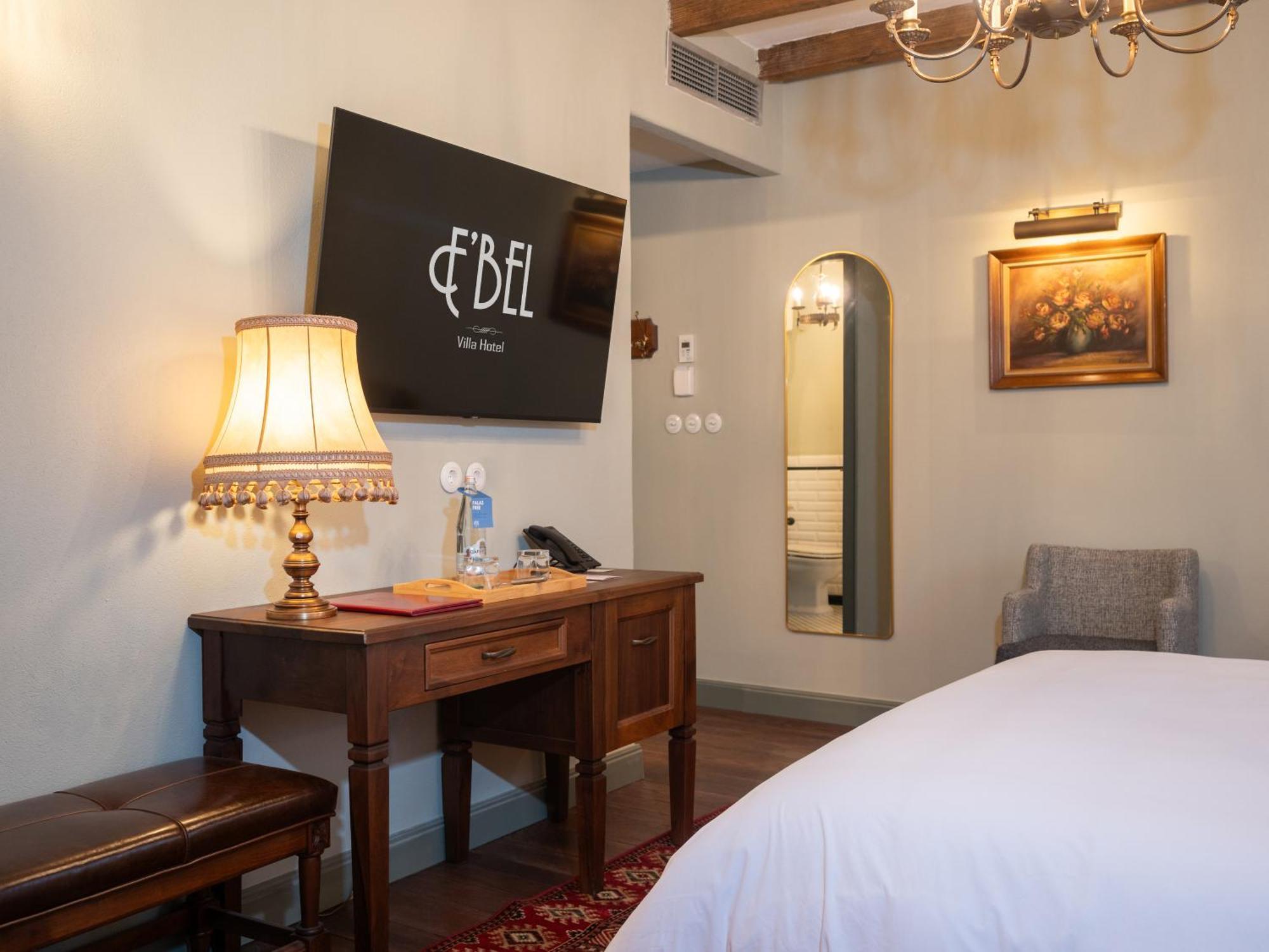 Vila Ebel Hotel Pool & Spa Korce Eksteriør billede