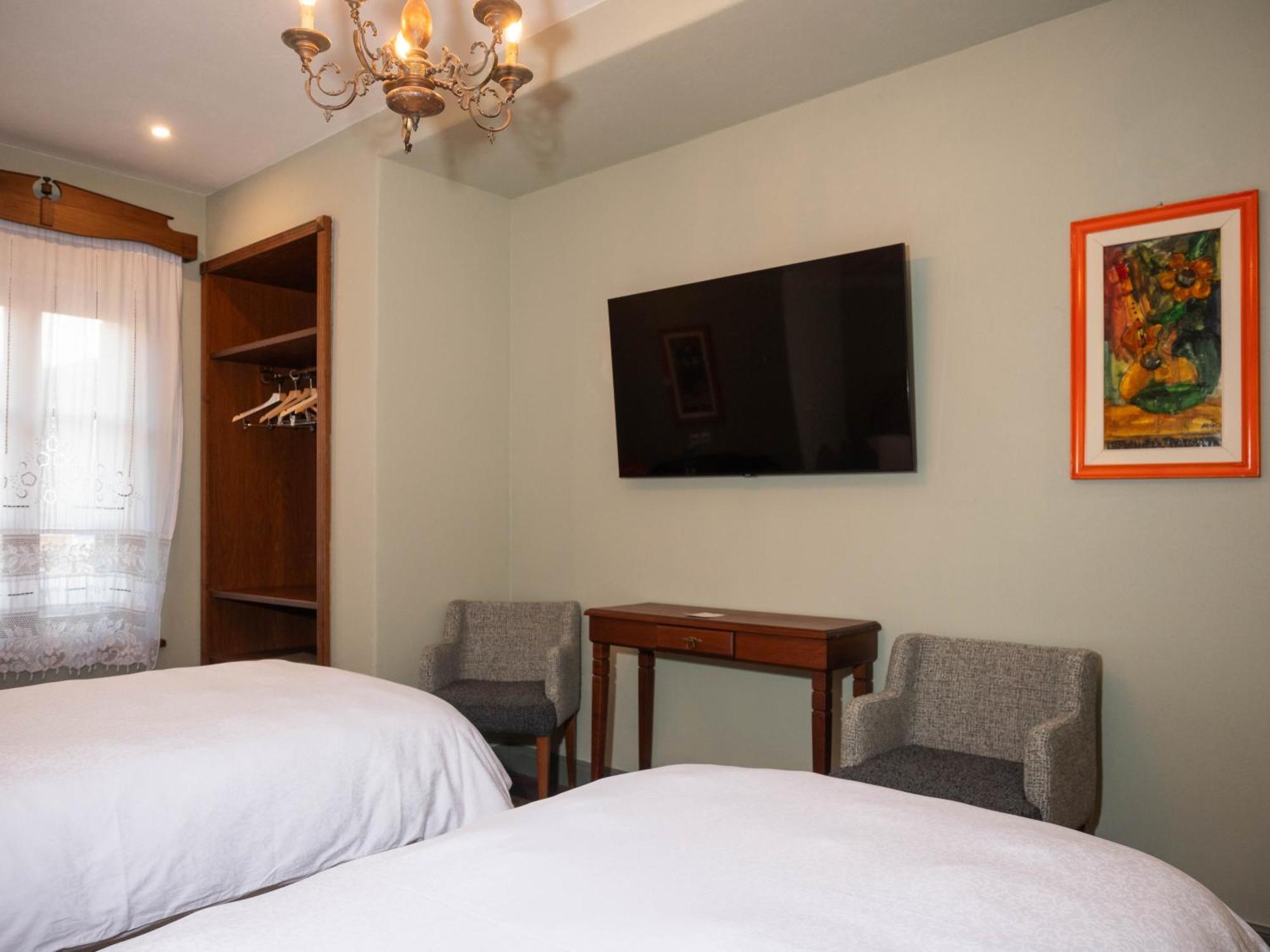 Vila Ebel Hotel Pool & Spa Korce Eksteriør billede