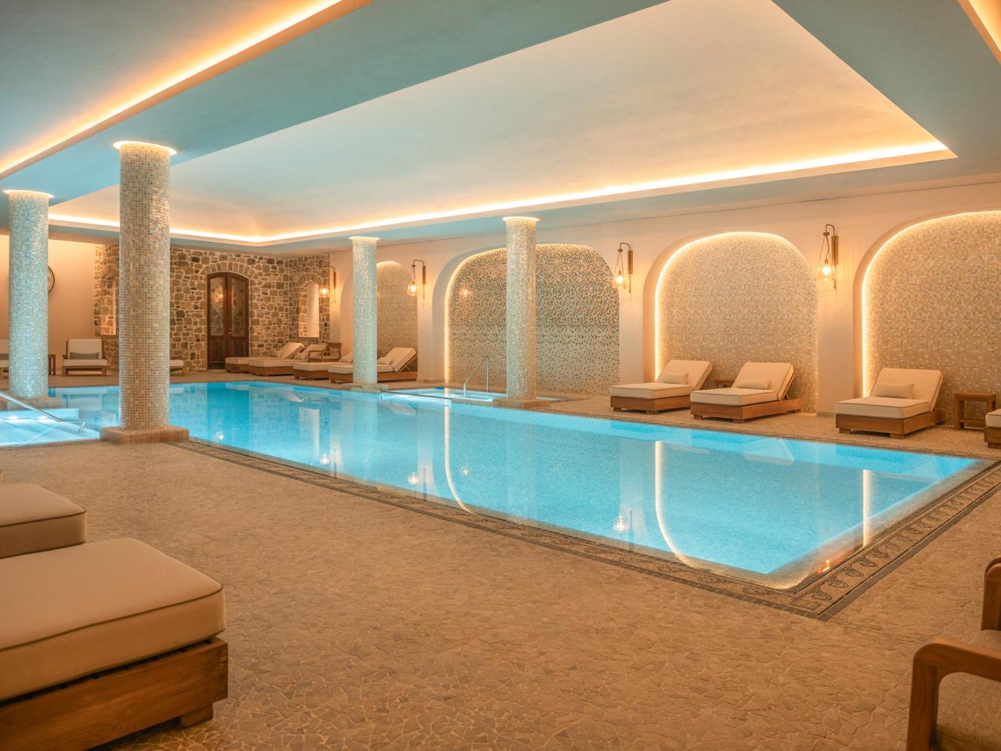 Vila Ebel Hotel Pool & Spa Korce Eksteriør billede